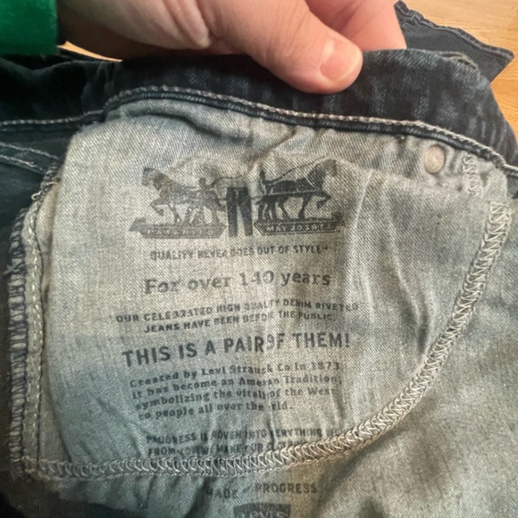 Men’s Dark Blue Levi’s W40/ L30 jeans - Picture 5 of 8